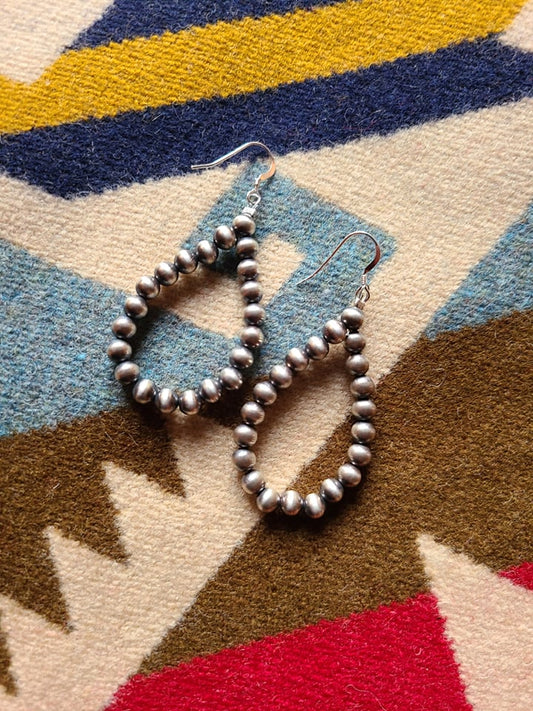 Navajo Pearl Small Round Hoop Earrings