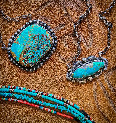 Large Medallion Kingman Turquoise by Gilbert Tom