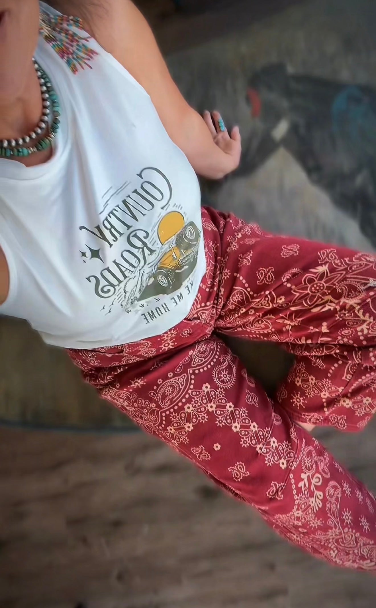 Bandana Barrel Jeans - MEDIUM