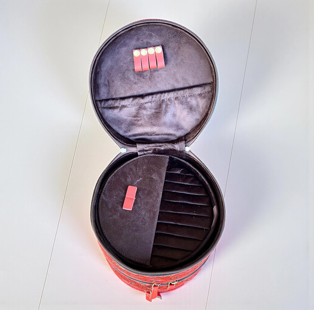 Hand Tooled Leather Jewelry Case - Tan